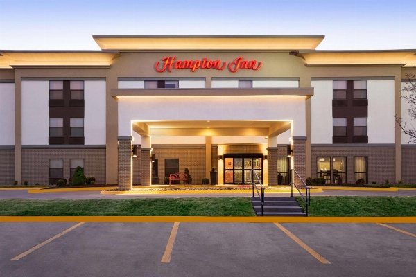 Hampton Inn By Hilton Wichita East image 2