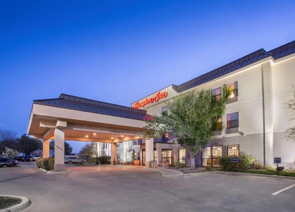 Hampton Inn By Hilton Wichita East image 3