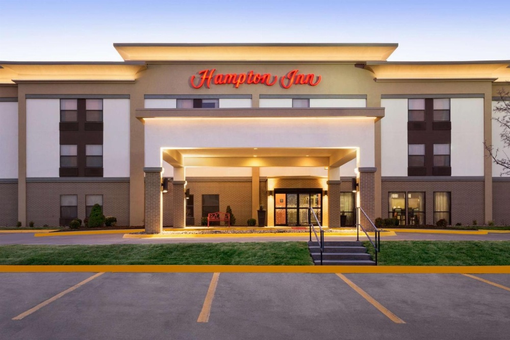Hampton Inn By Hilton Wichita East Main image