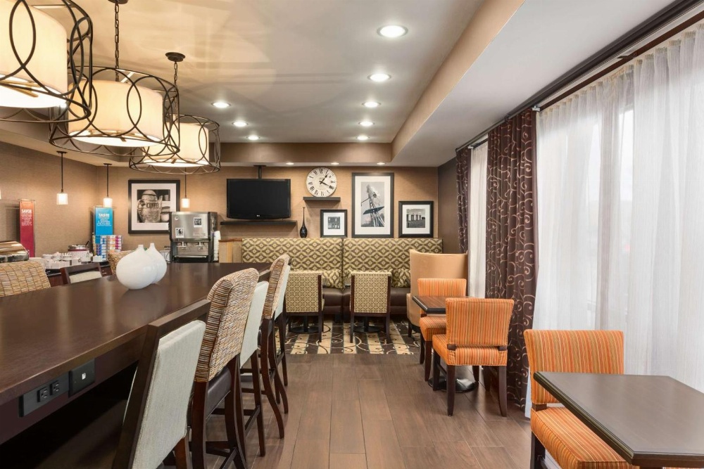 Hampton Inn By Hilton Wichita East